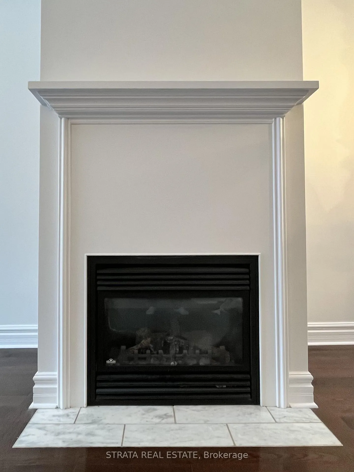 Photo 4 of 124 De Grassi Street, Toronto, South Riverdale — HOMEH
