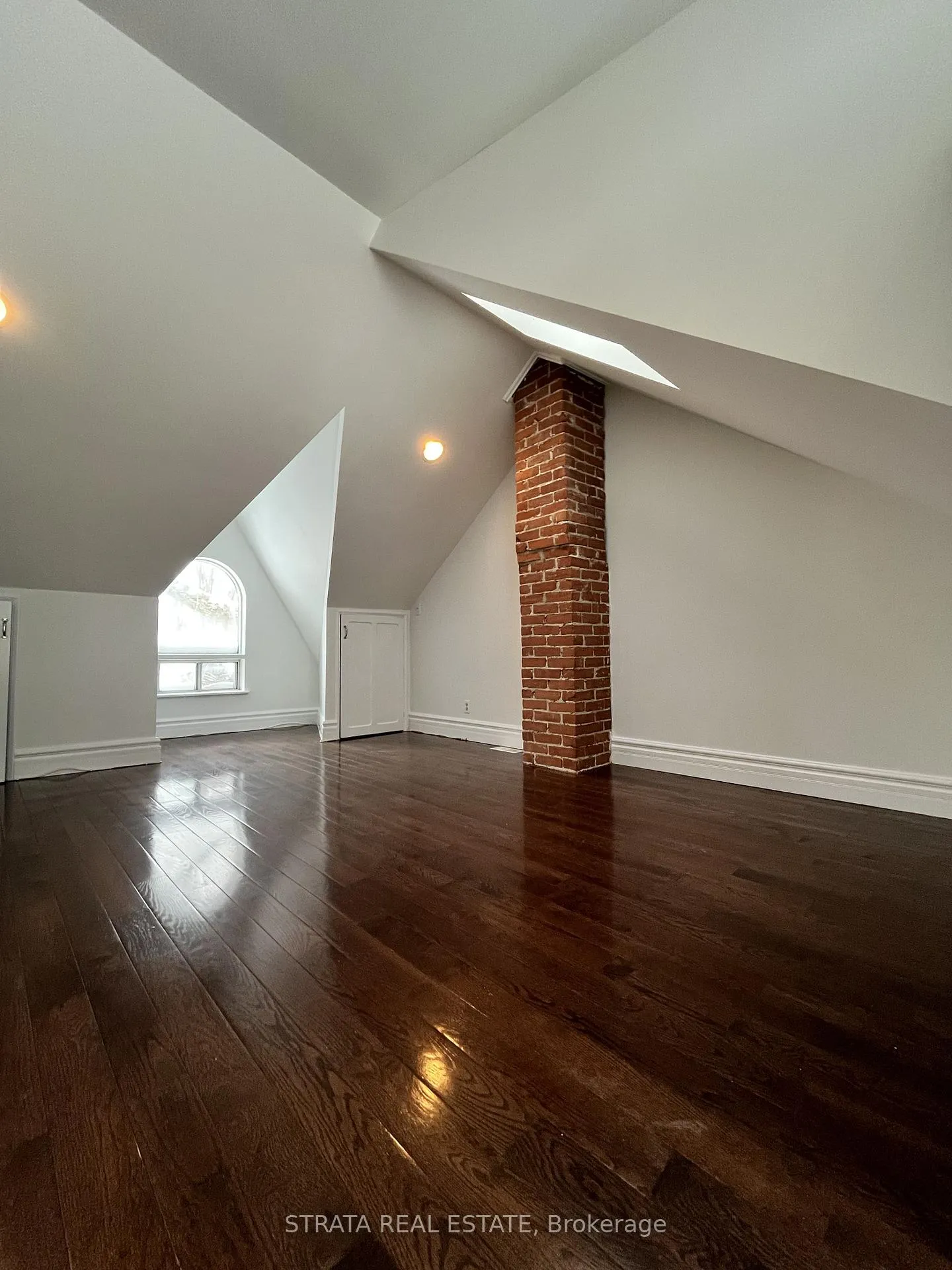 Photo 9 of 124 De Grassi Street, Toronto, South Riverdale — HOMEH