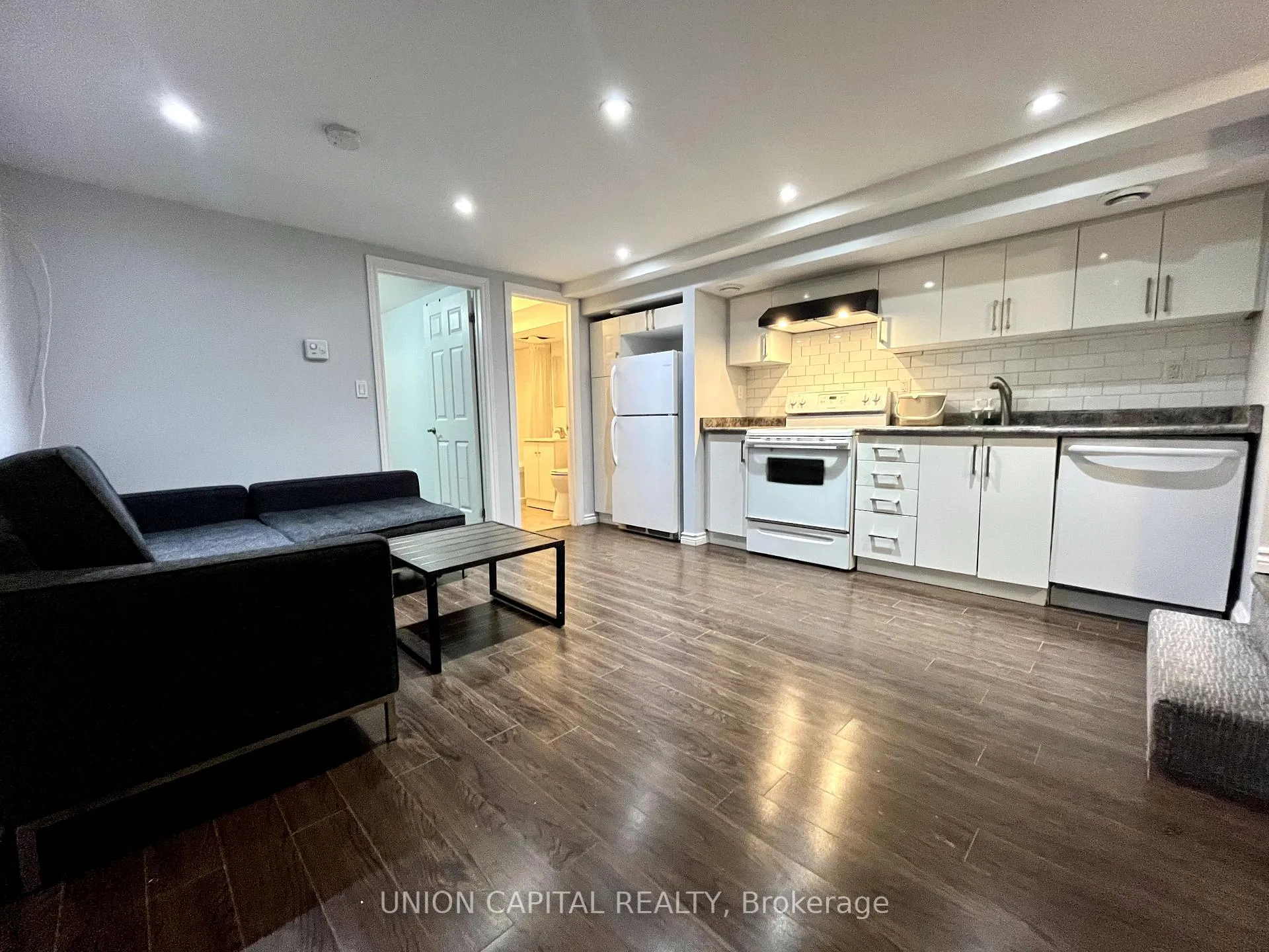 Photo 18 of Unit Lower, 59 Wroxeter Avenue, Toronto, Blake-Jones — HOMEH