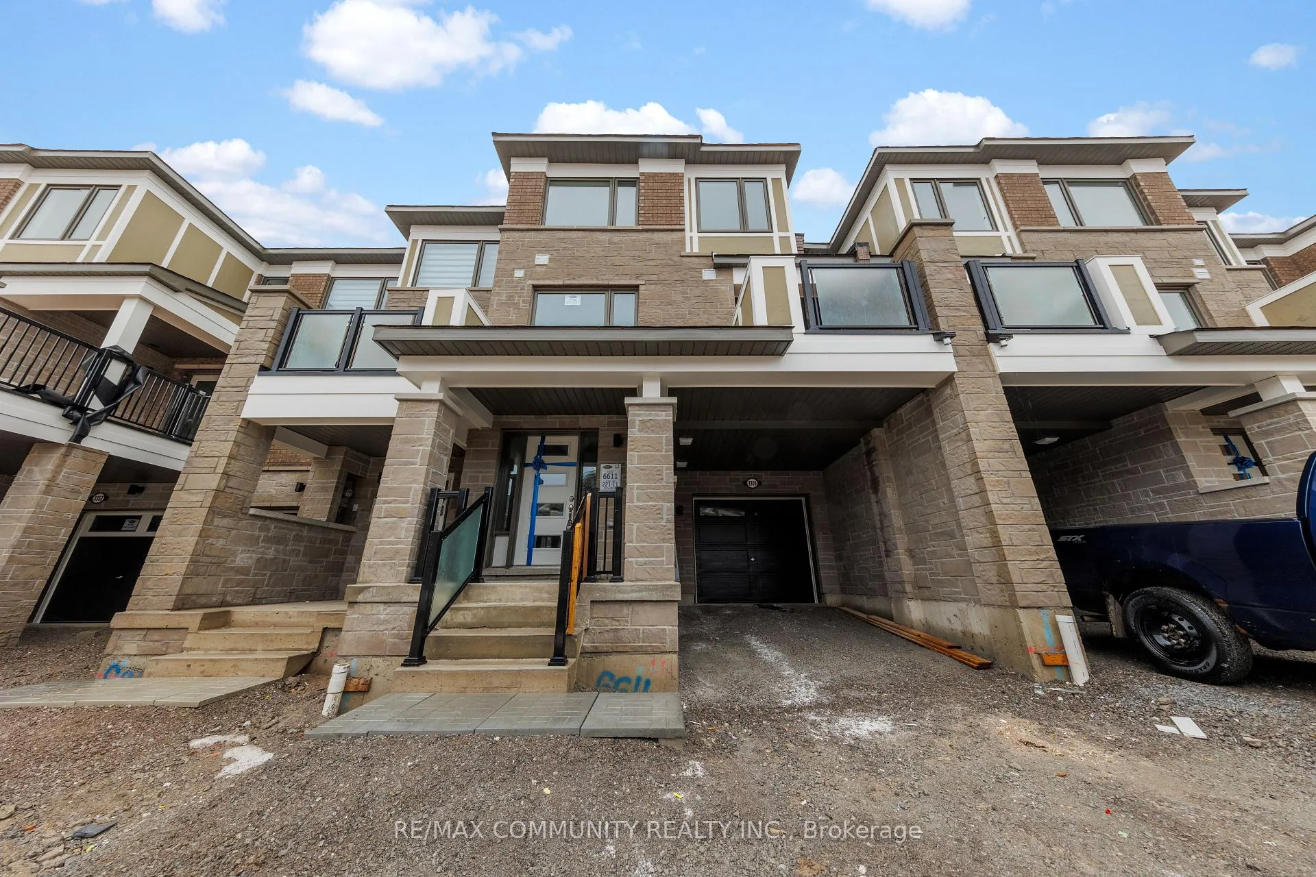 Photo 1 of 3356 Swordbill Street, Pickering, Rural Pickering — HOMEH