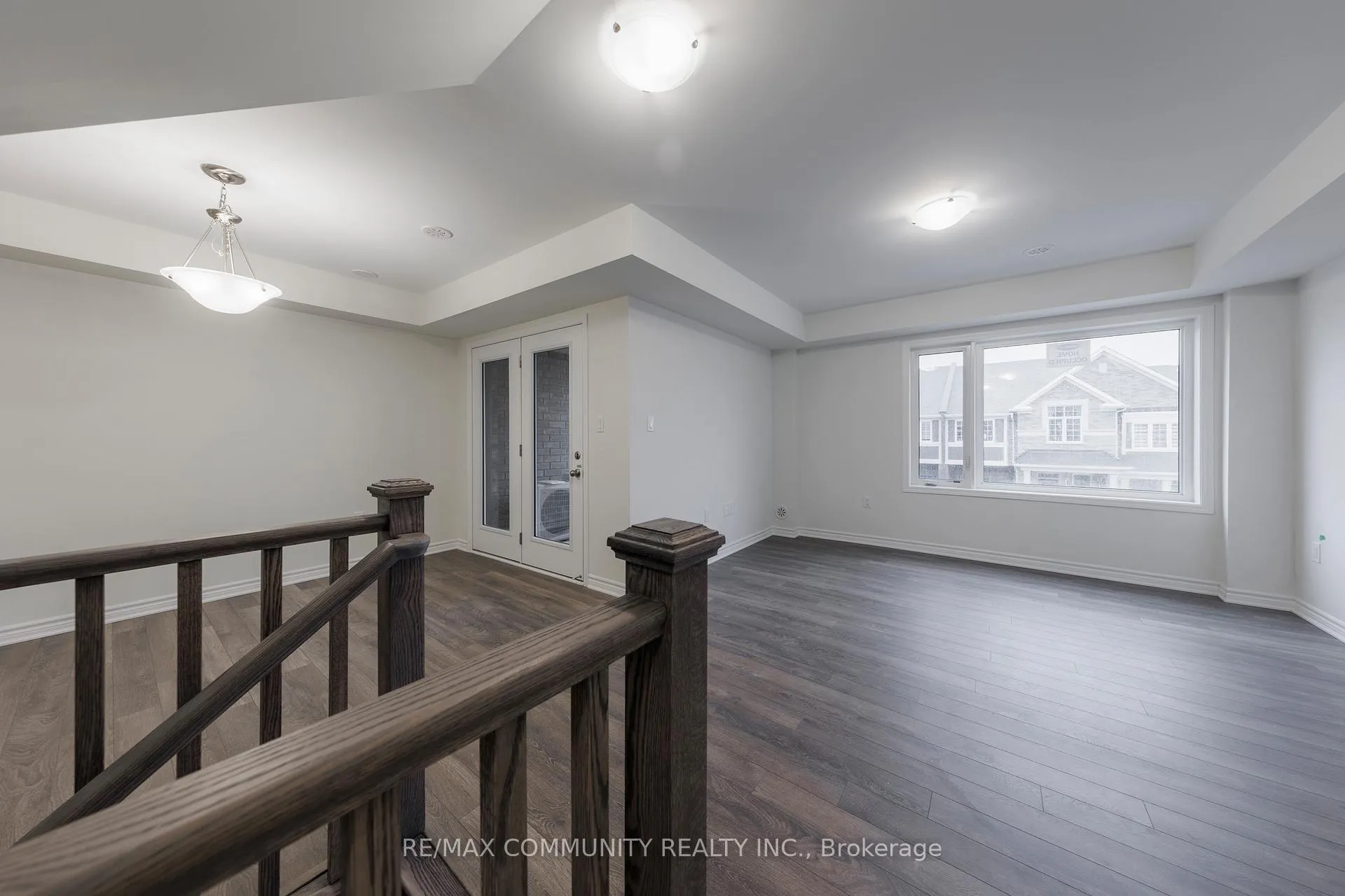 Photo 4 of 3356 Swordbill Street, Pickering, Rural Pickering — HOMEH