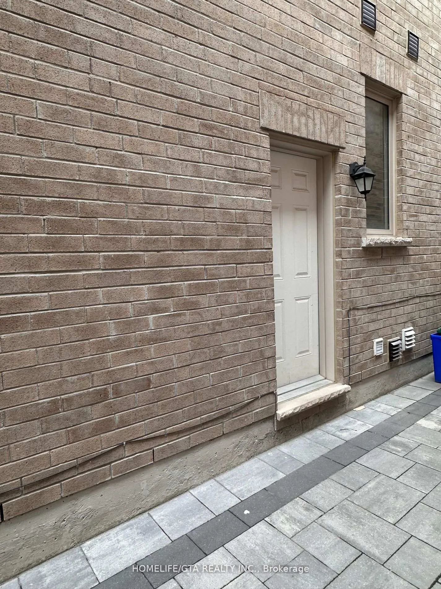 Photo 2 of Unit Basement, 21 Reign Lane, Markham, Cedarwood — HOMEH