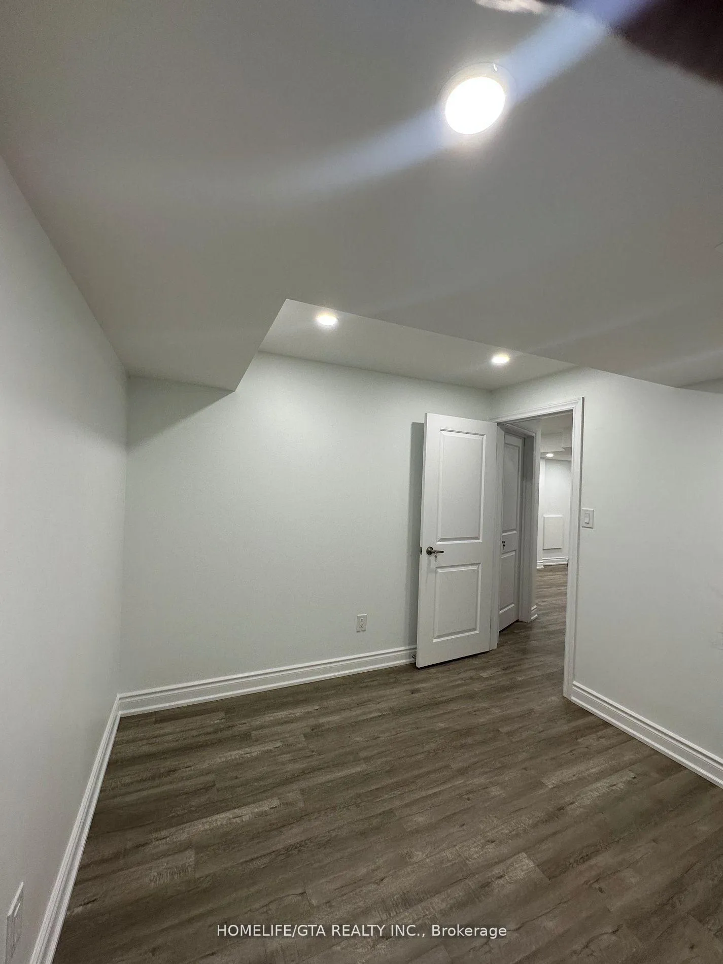 Photo 6 of Unit Basement, 21 Reign Lane, Markham, Cedarwood — HOMEH