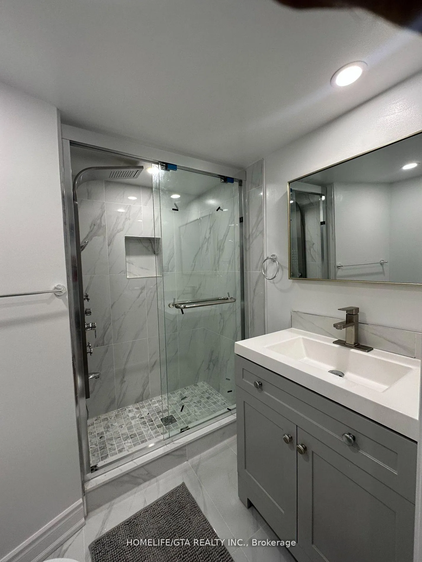 Photo 7 of Unit Basement, 21 Reign Lane, Markham, Cedarwood — HOMEH