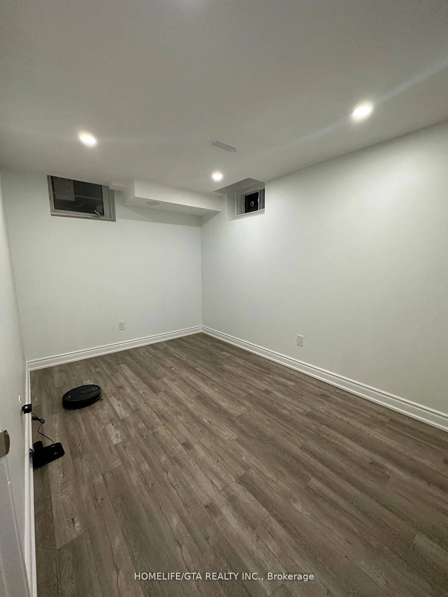 Photo 9 of Unit Basement, 21 Reign Lane, Markham, Cedarwood — HOMEH