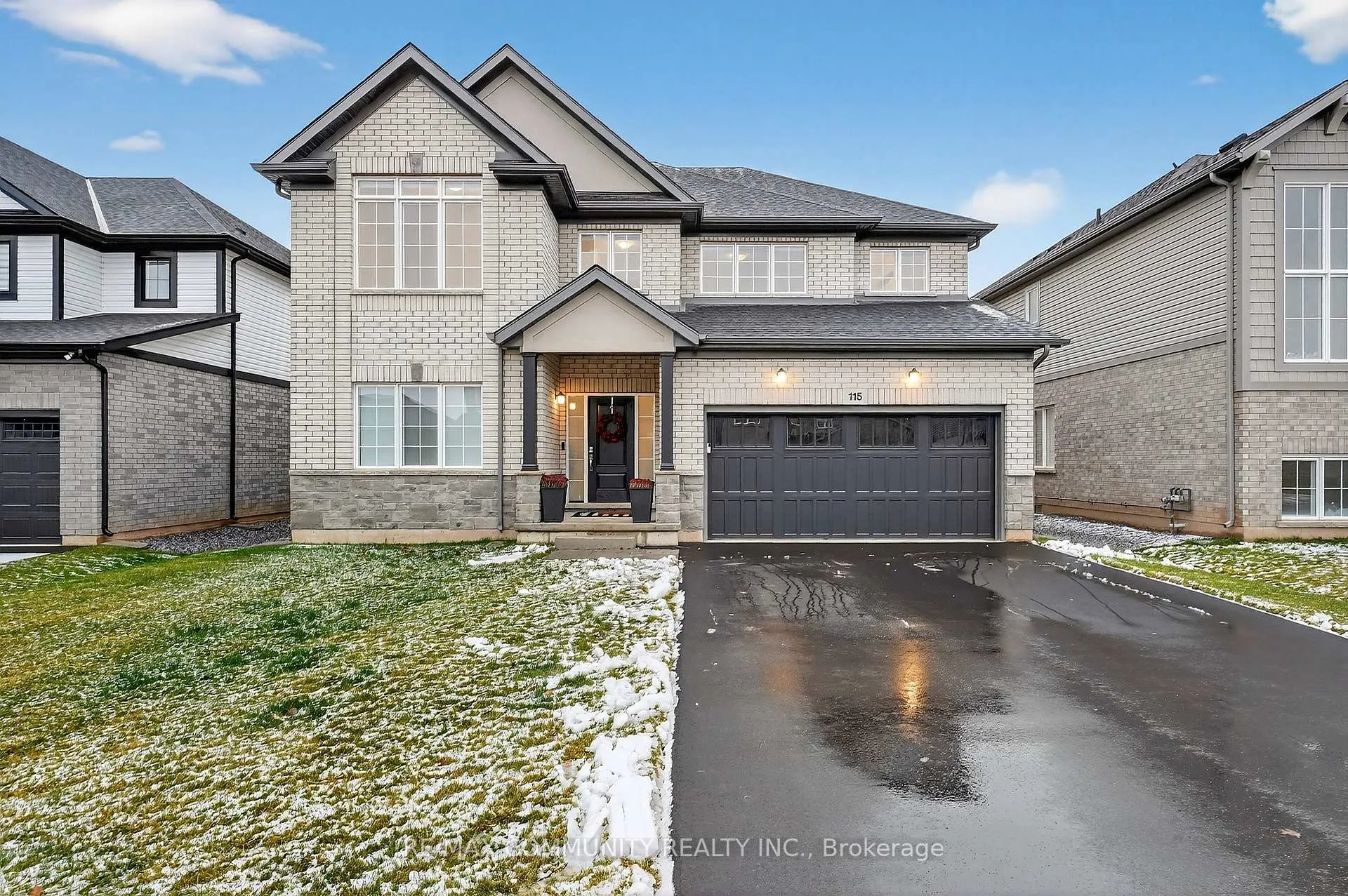 Photo 1 of 115 Westcott Road, Welland, West Welland — HOMEH