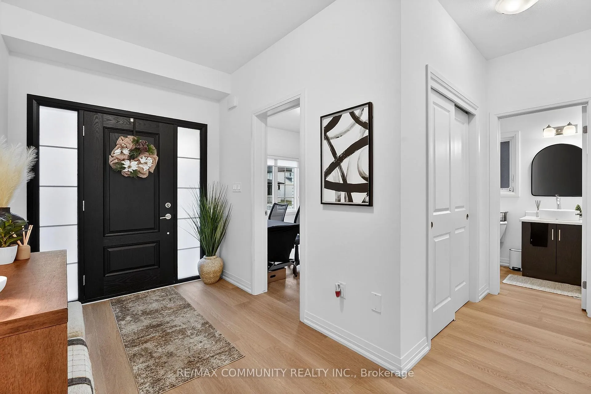 Photo 4 of 115 Westcott Road, Welland, West Welland — HOMEH
