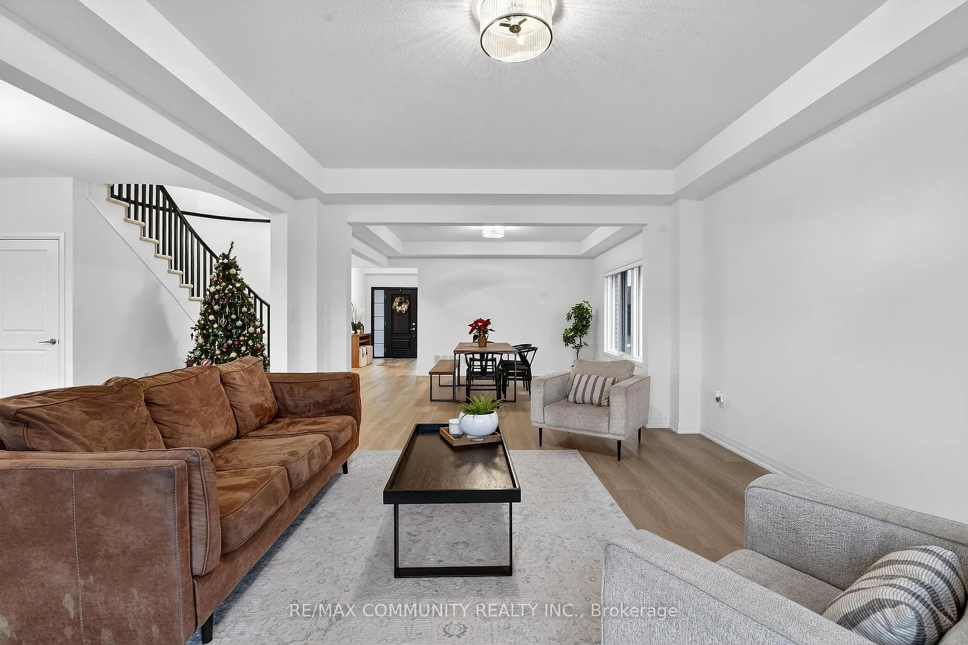 Photo 9 of 115 Westcott Road, Welland, West Welland — HOMEH