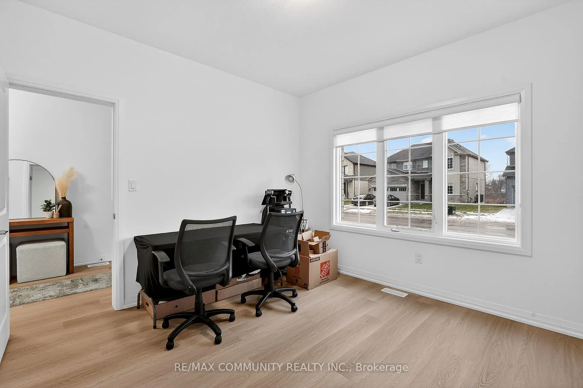 Photo 17 of 115 Westcott Road, Welland, West Welland — HOMEH
