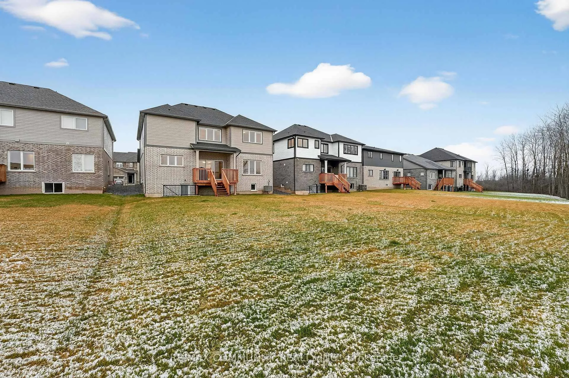 Photo 33 of 115 Westcott Road, Welland, West Welland — HOMEH