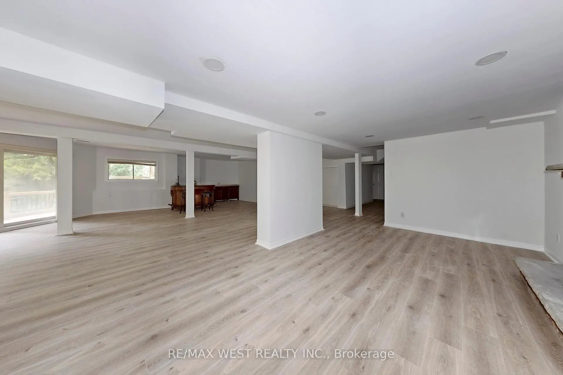 Photo 40 of 16 Prince Edward Boulevard, Markham, Thornlea — HOMEH