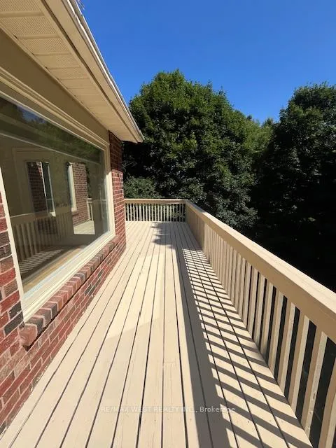 Photo 44 of 16 Prince Edward Boulevard, Markham, Thornlea — HOMEH