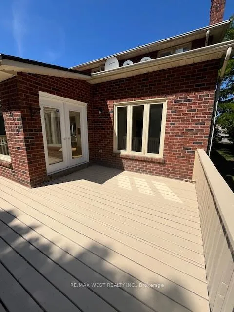 Photo 45 of 16 Prince Edward Boulevard, Markham, Thornlea — HOMEH