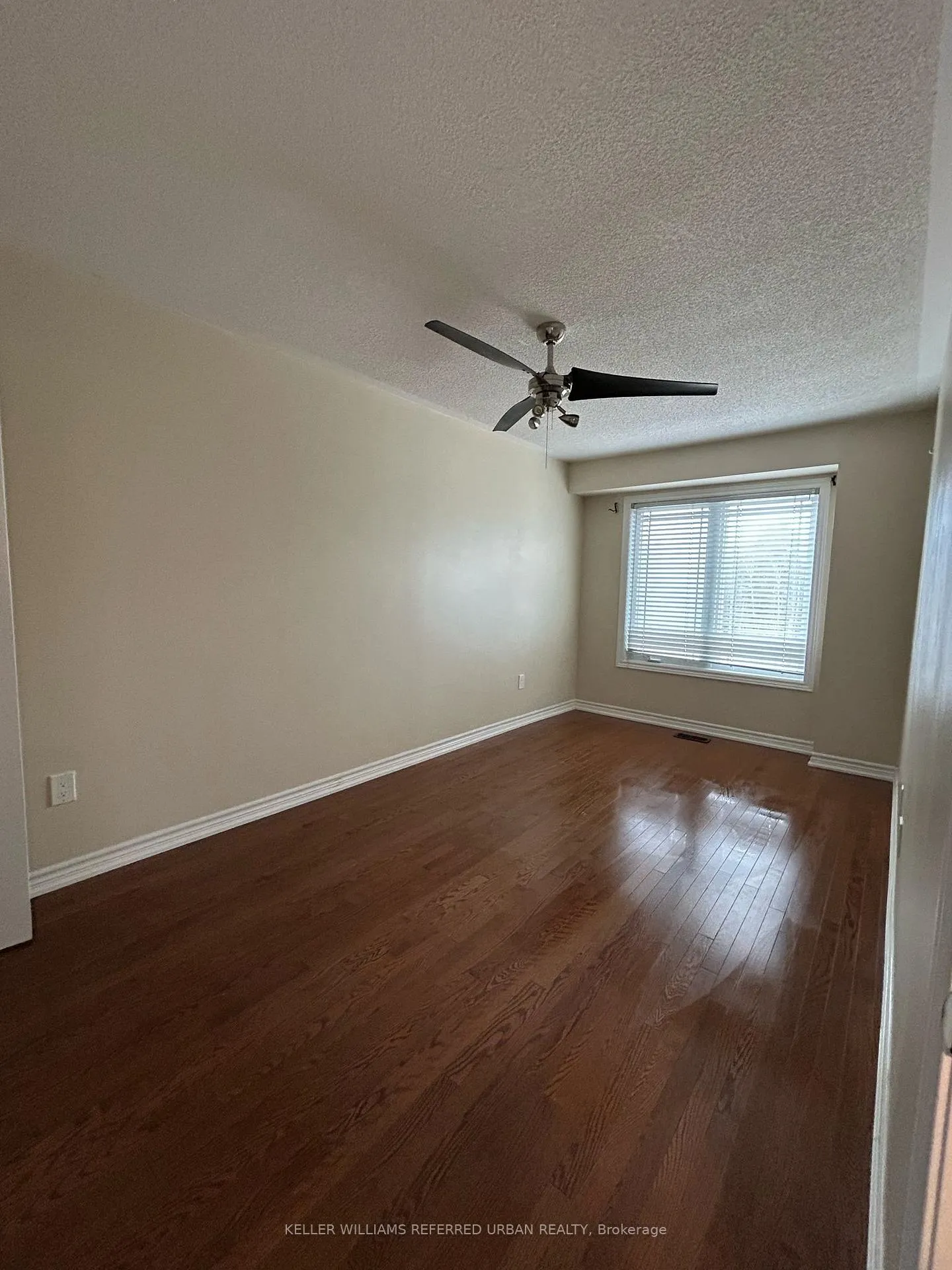 Photo 9 of 35 Cygnus Crescent, Barrie, Ardagh — HOMEH