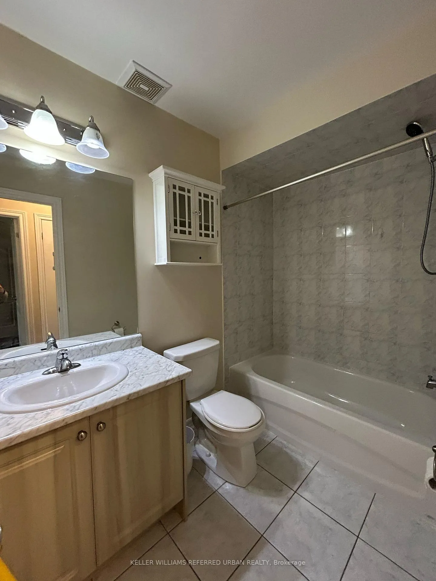 Photo 10 of 35 Cygnus Crescent, Barrie, Ardagh — HOMEH