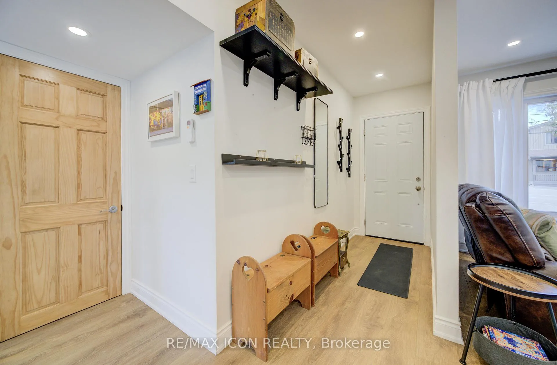 Photo 4 of Unit B, 1861 Sawmill Road, Woolwich — HOMEH
