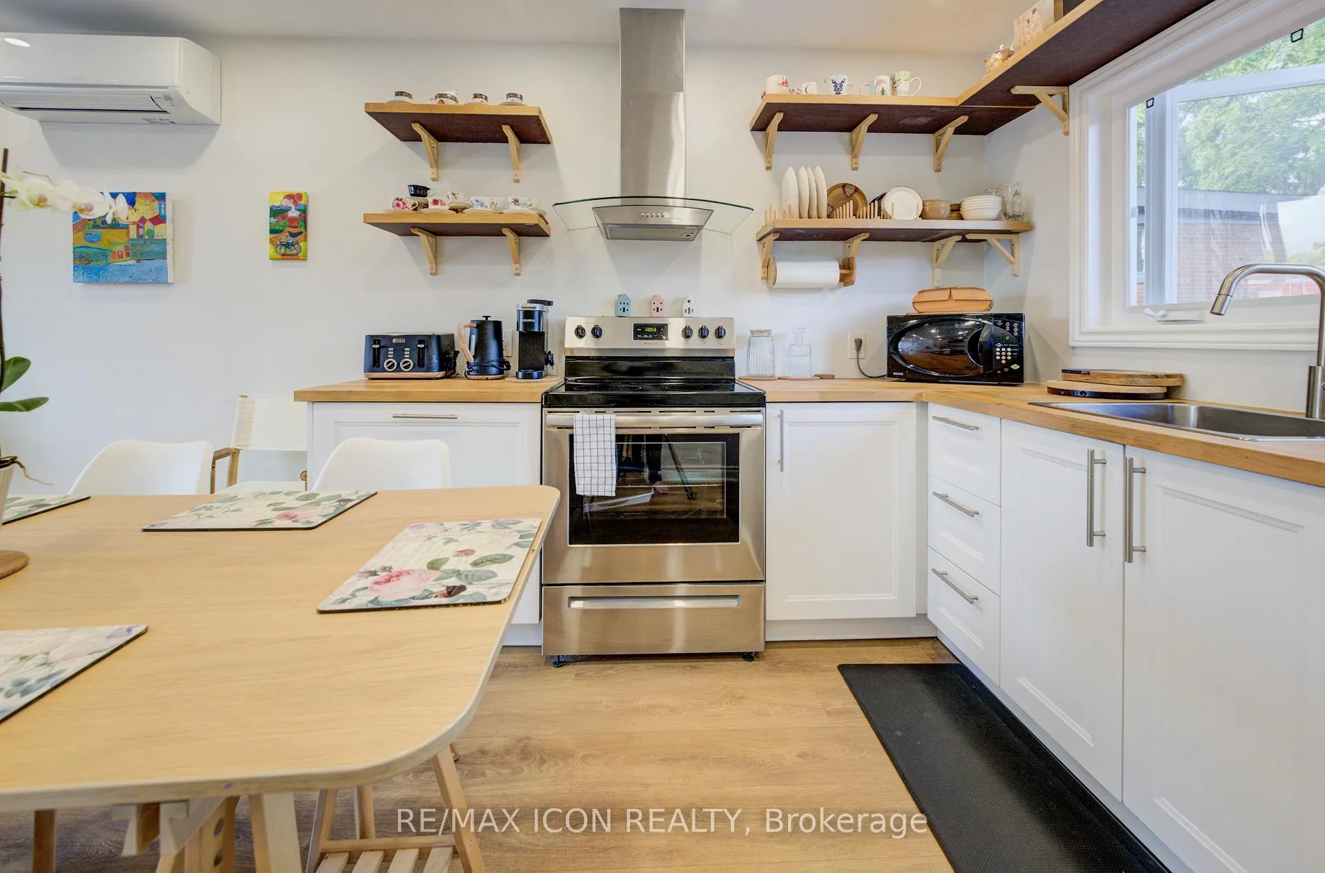 Photo 8 of Unit B, 1861 Sawmill Road, Woolwich — HOMEH