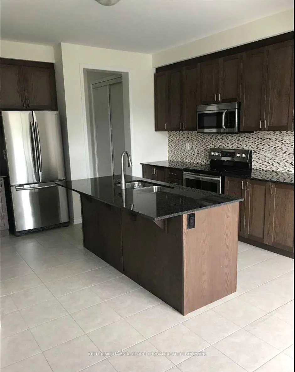 Photo 2 of 320 Shady Glen Crescent, Kitchener, Rosenburg — HOMEH