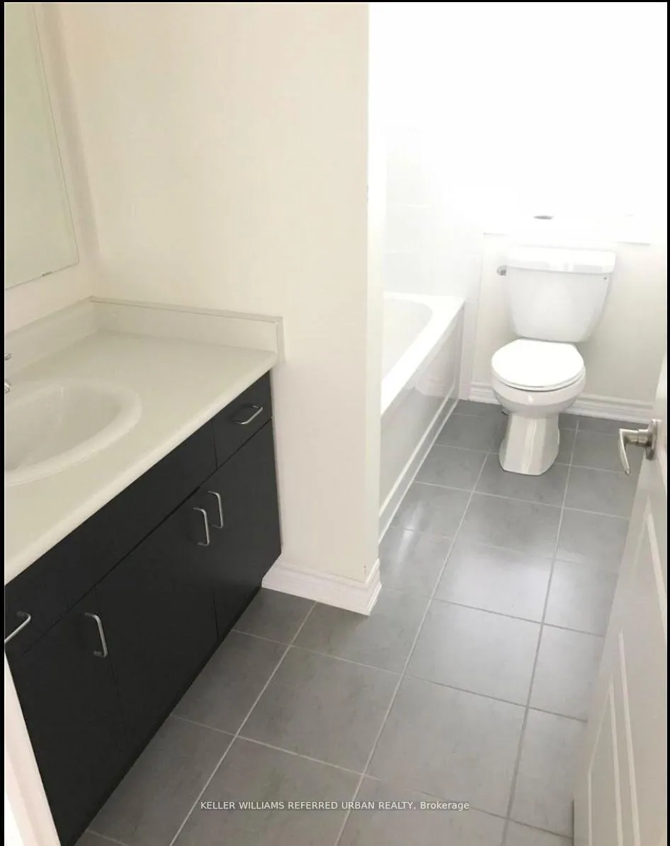 Photo 10 of 320 Shady Glen Crescent, Kitchener, Rosenburg — HOMEH