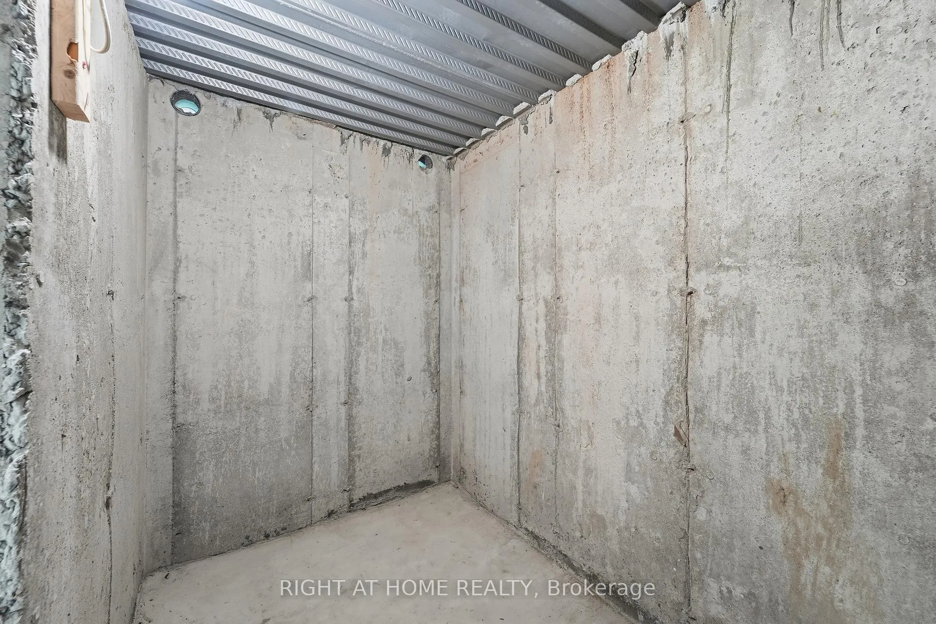 Photo 21 of Unit Lower, 7 Walter Clifford Nesbitt Drive, Whitby, Rural Whitby — HOMEH