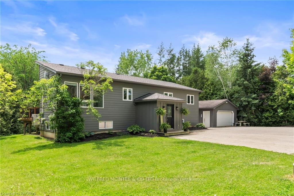 Front of 582742 9B Side Road
