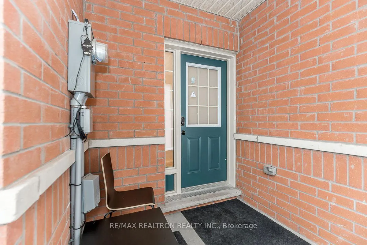 Photo 3 of 28 Donald Buttress Boulevard W, Markham, Cathedraltown — HOMEH