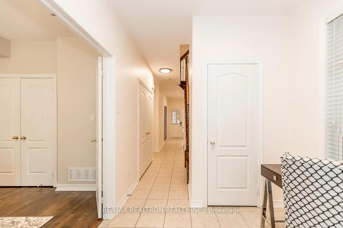 Photo 4 of 28 Donald Buttress Boulevard W, Markham, Cathedraltown — HOMEH