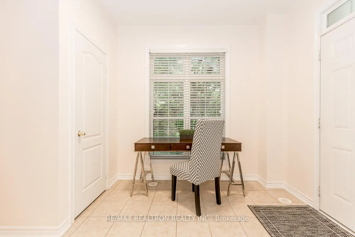 Photo 7 of 28 Donald Buttress Boulevard W, Markham, Cathedraltown — HOMEH