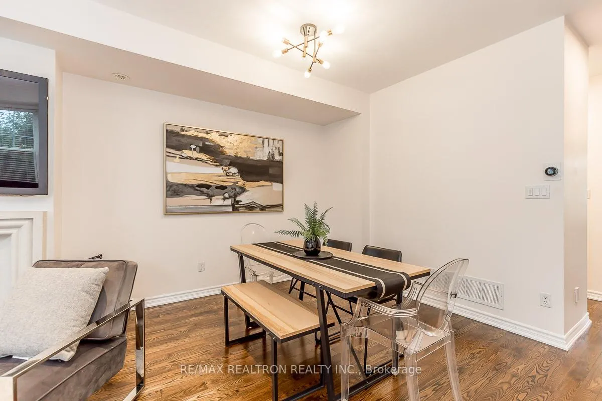 Photo 16 of 28 Donald Buttress Boulevard W, Markham, Cathedraltown — HOMEH