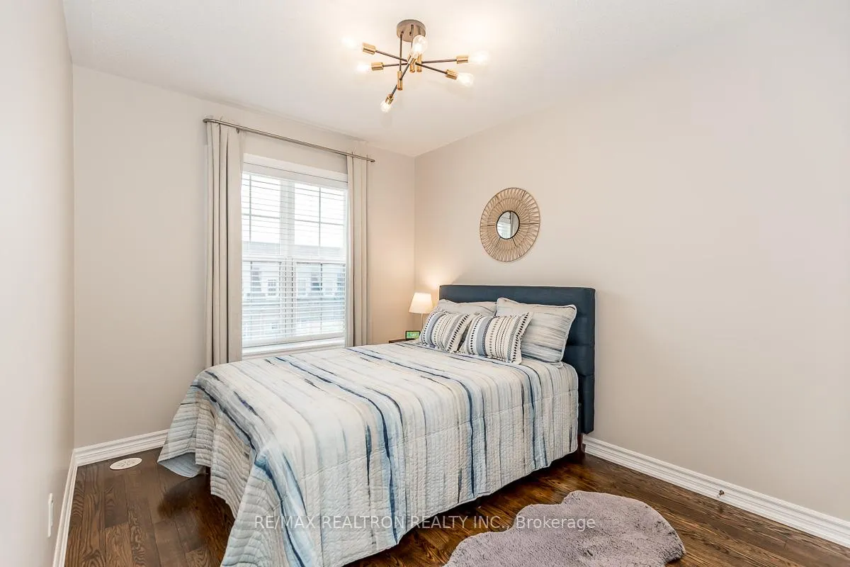 Photo 32 of 28 Donald Buttress Boulevard W, Markham, Cathedraltown — HOMEH