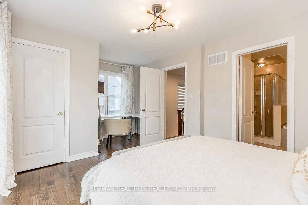 Photo 35 of 28 Donald Buttress Boulevard W, Markham, Cathedraltown — HOMEH