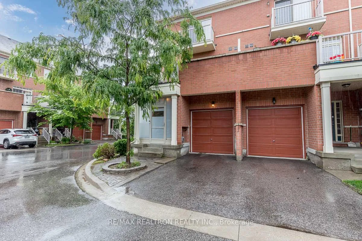 Photo 38 of 28 Donald Buttress Boulevard W, Markham, Cathedraltown — HOMEH