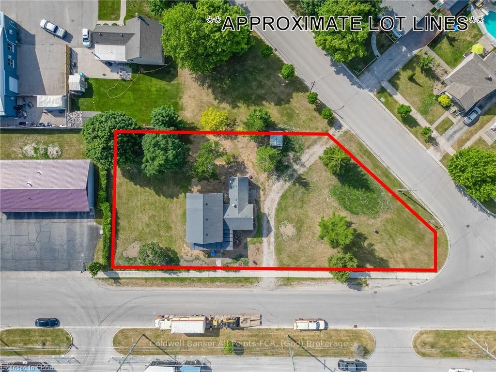 Photo 4 of 249 Britannia Road E, Goderich, Goderich (Town) — HOMEH