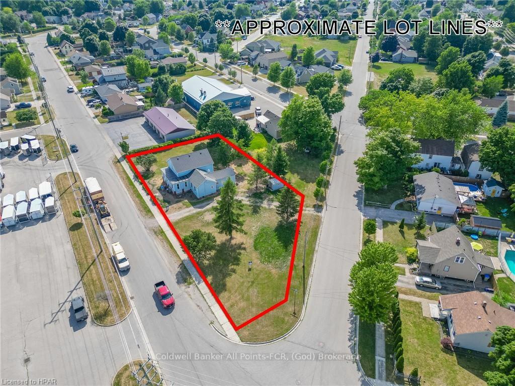 Photo 7 of 249 Britannia Road E, Goderich, Goderich (Town) — HOMEH