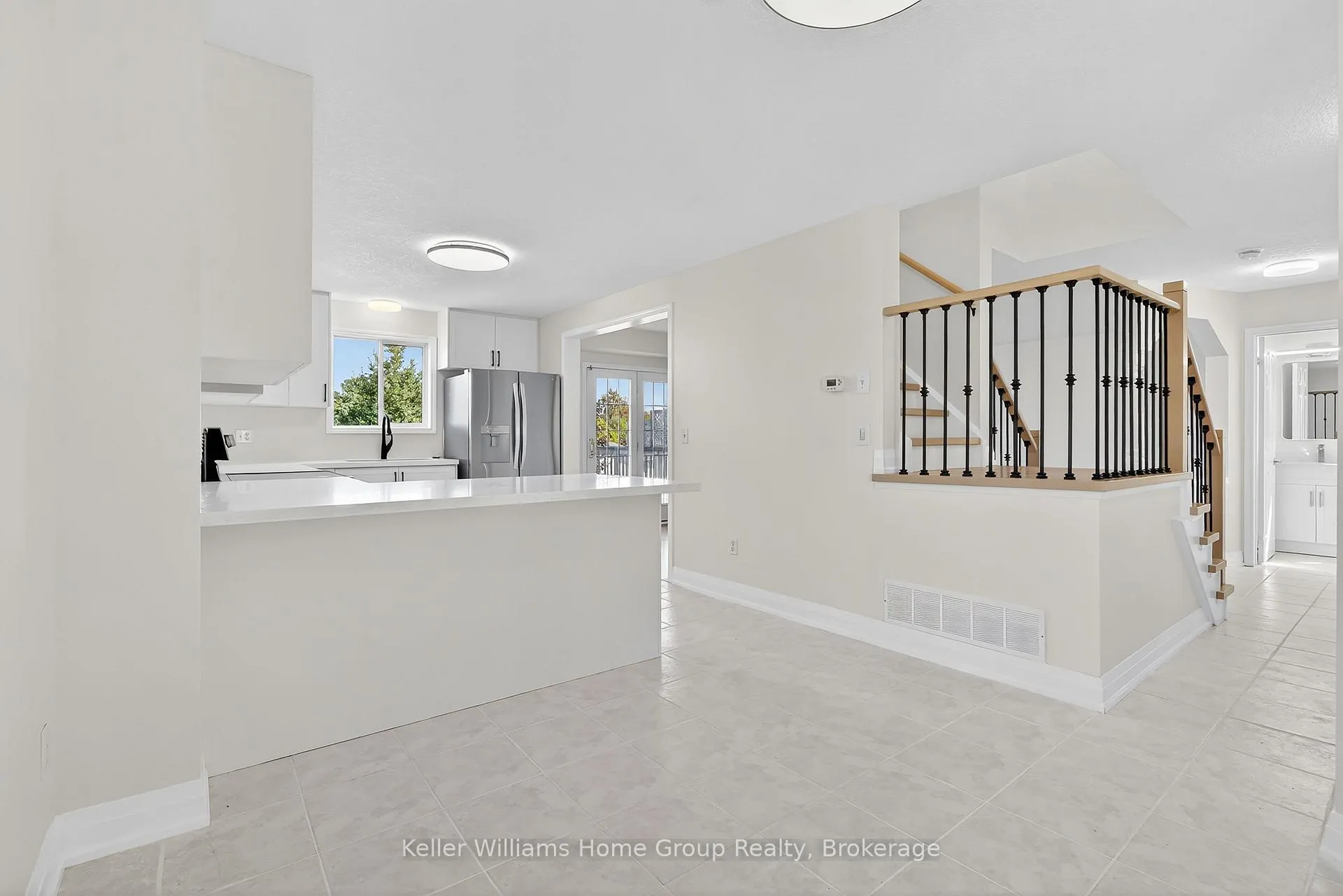 Photo 7 of 238 Briarmeadow Drive, Kitchener, Idlewood — HOMEH