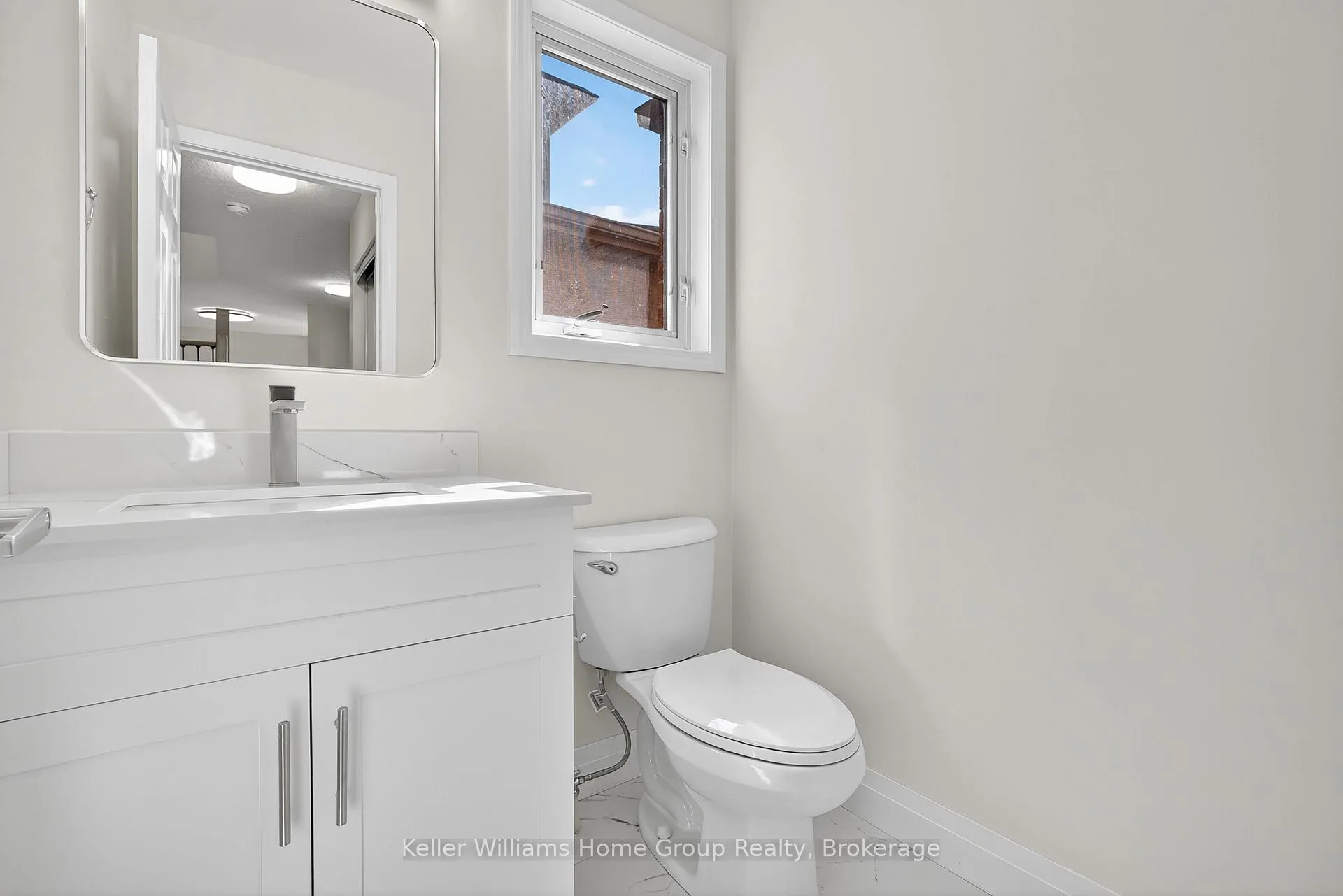 Photo 11 of 238 Briarmeadow Drive, Kitchener, Idlewood — HOMEH