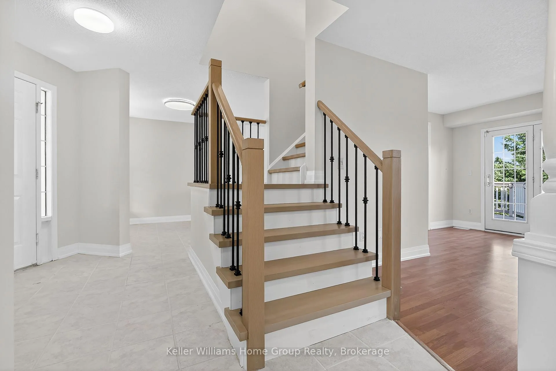 Photo 12 of 238 Briarmeadow Drive, Kitchener, Idlewood — HOMEH