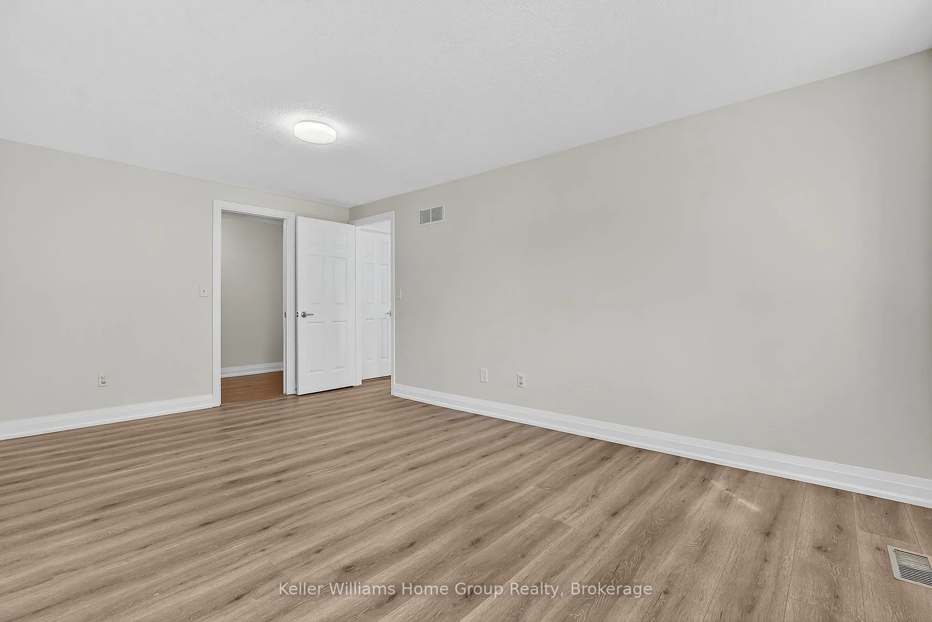 Photo 15 of 238 Briarmeadow Drive, Kitchener, Idlewood — HOMEH