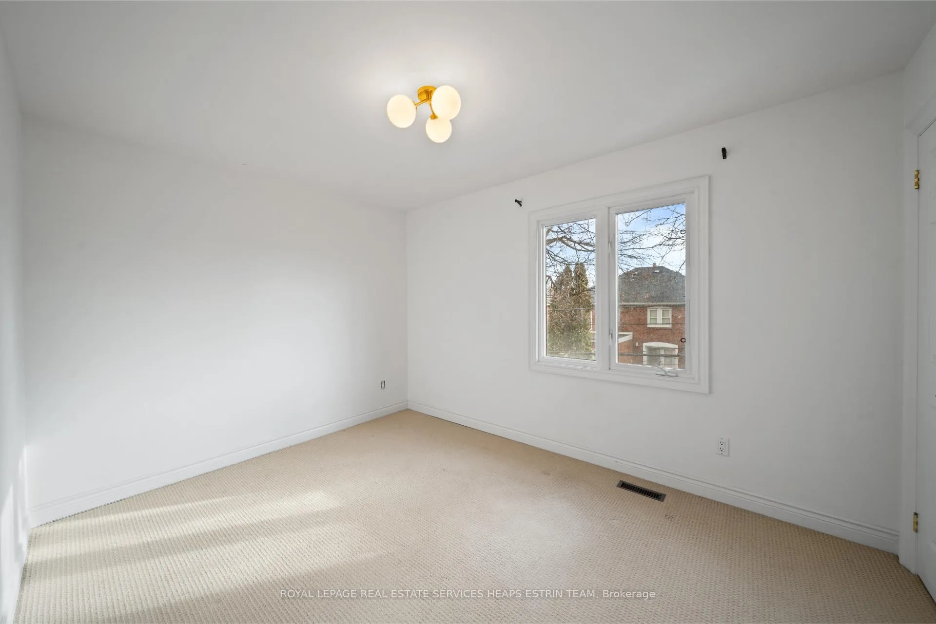 Photo 20 of 1 Beaufield Avenue, Toronto, Leaside — HOMEH