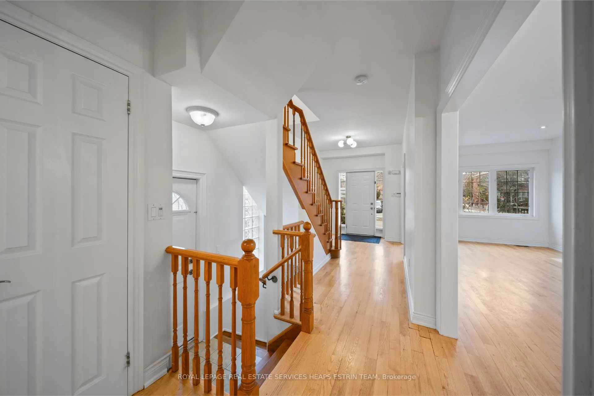 Photo 26 of 1 Beaufield Avenue, Toronto, Leaside — HOMEH