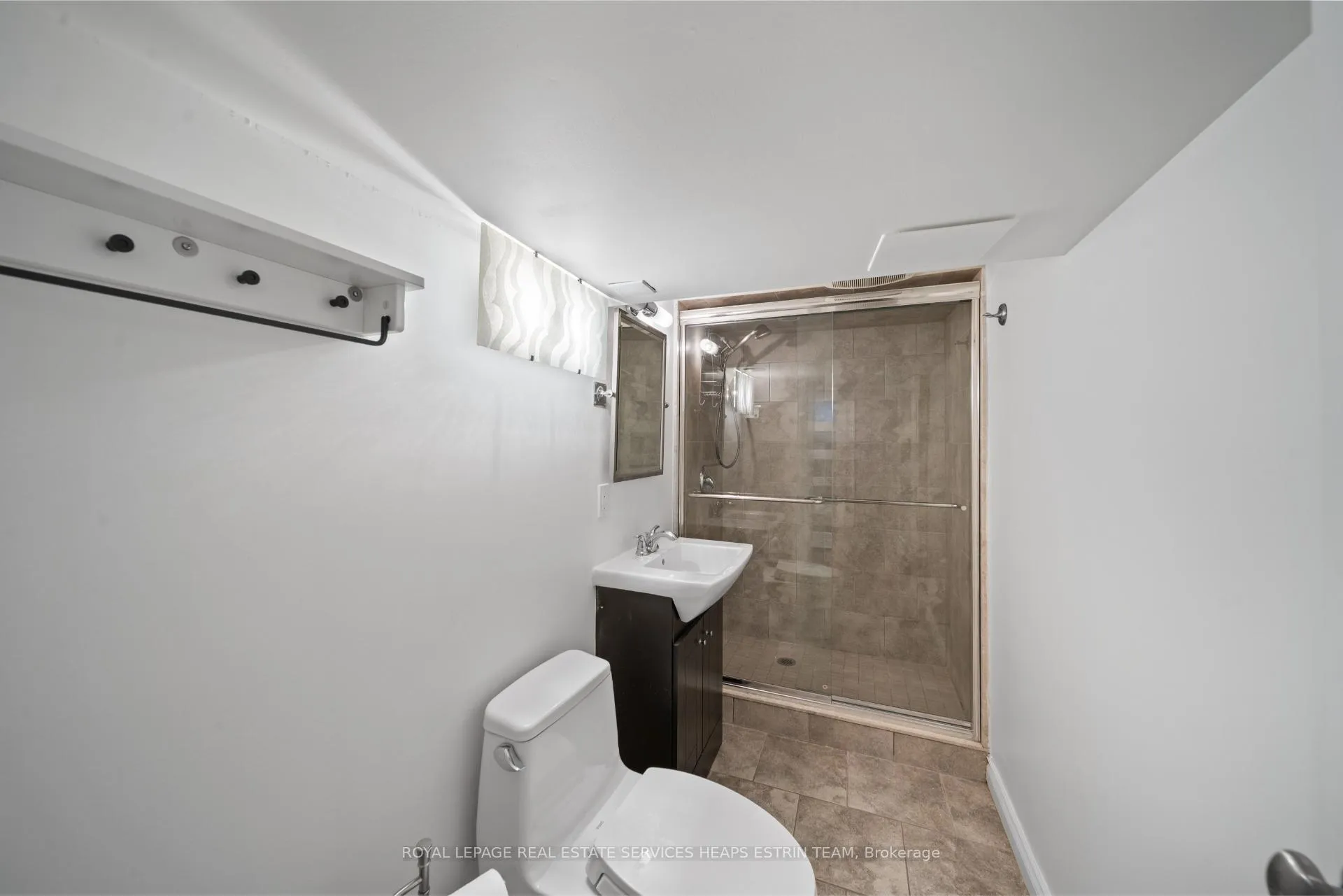 Photo 31 of 1 Beaufield Avenue, Toronto, Leaside — HOMEH