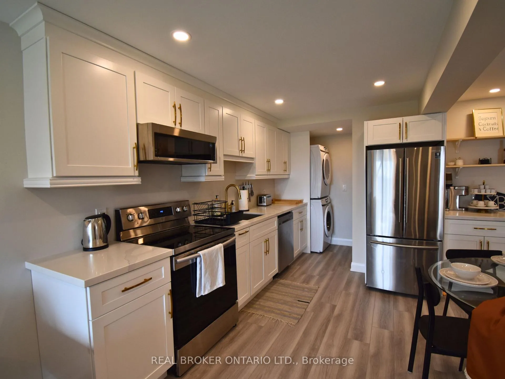 Photo 2 of Unit LOWER, 1004 Dashwood Court, Pickering, Rural Pickering — HOMEH