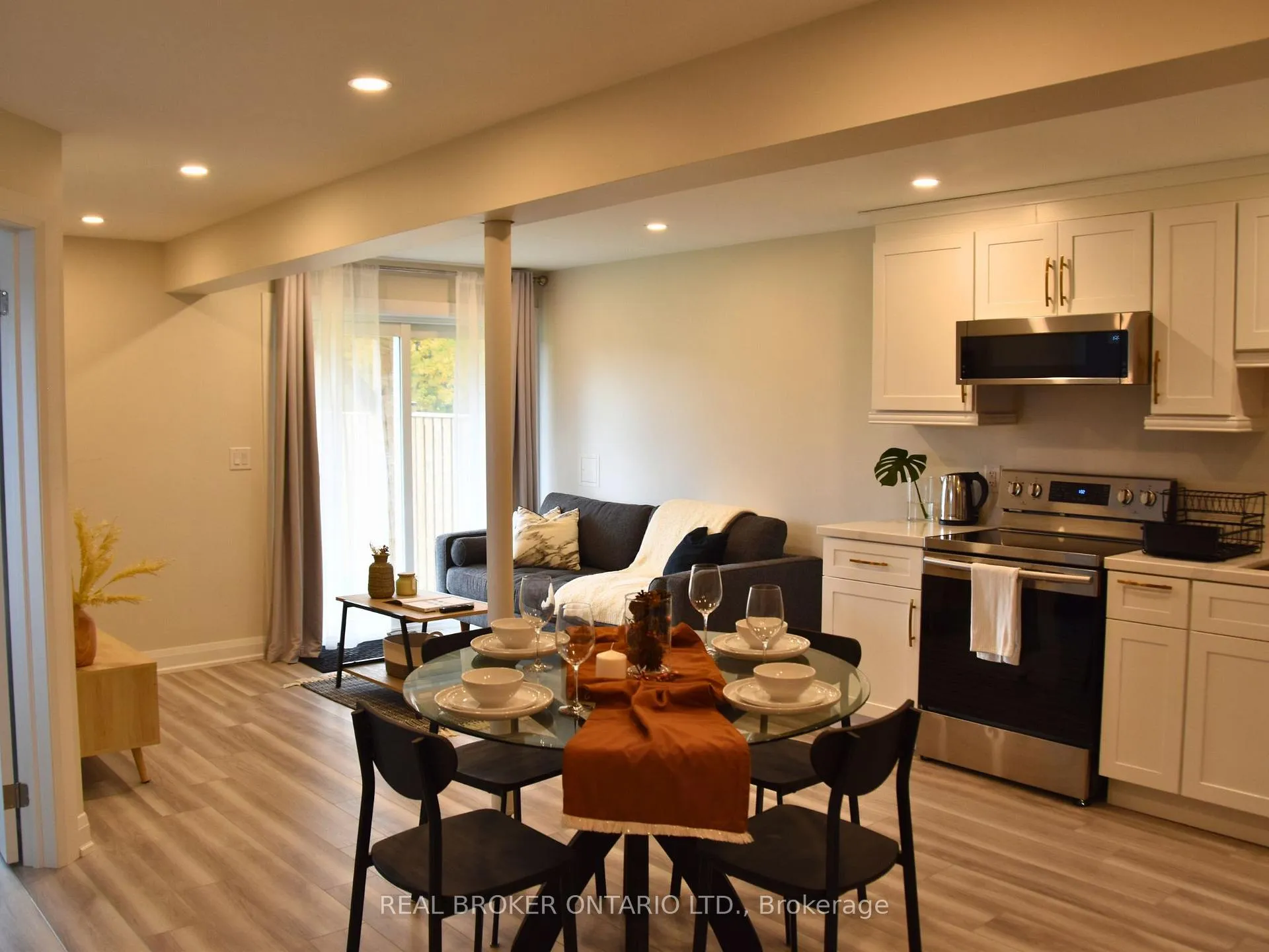 Photo 7 of Unit LOWER, 1004 Dashwood Court, Pickering, Rural Pickering — HOMEH