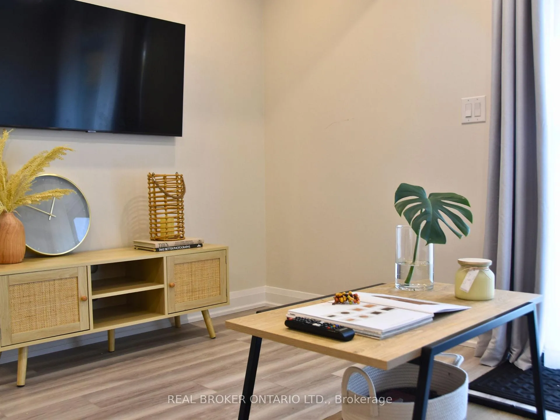 Photo 11 of Unit LOWER, 1004 Dashwood Court, Pickering, Rural Pickering — HOMEH