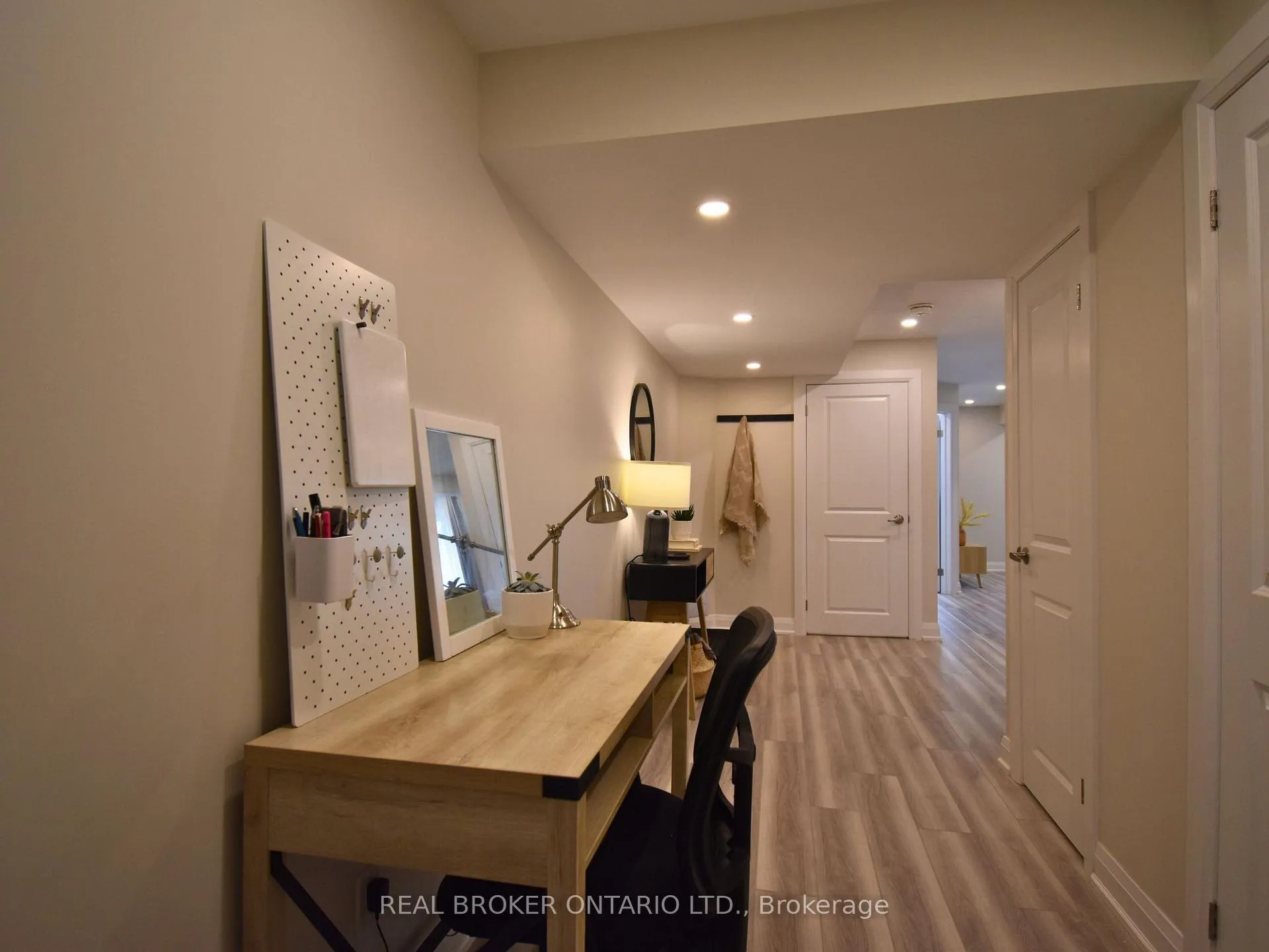 Photo 22 of Unit LOWER, 1004 Dashwood Court, Pickering, Rural Pickering — HOMEH