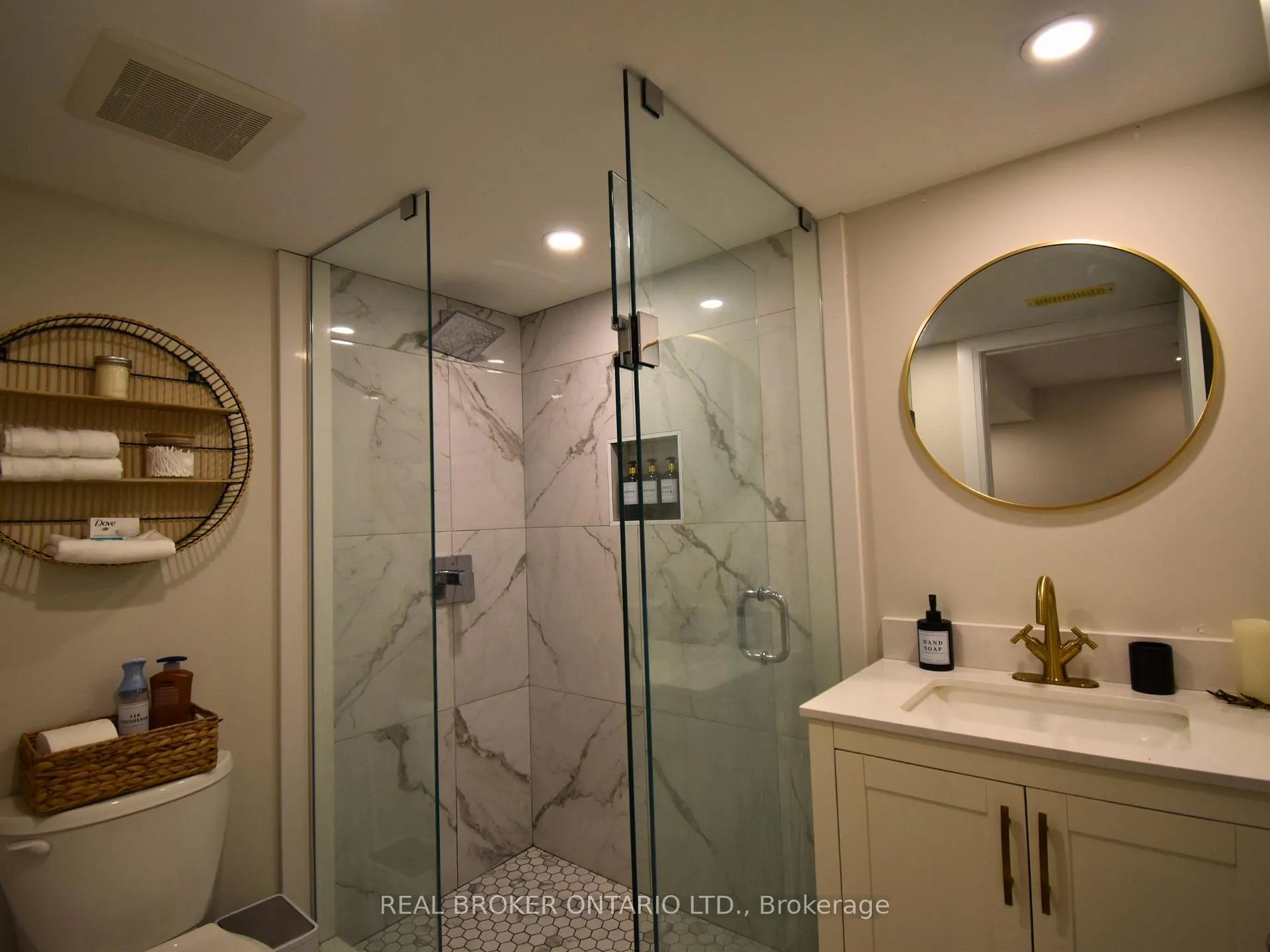 Photo 26 of Unit LOWER, 1004 Dashwood Court, Pickering, Rural Pickering — HOMEH
