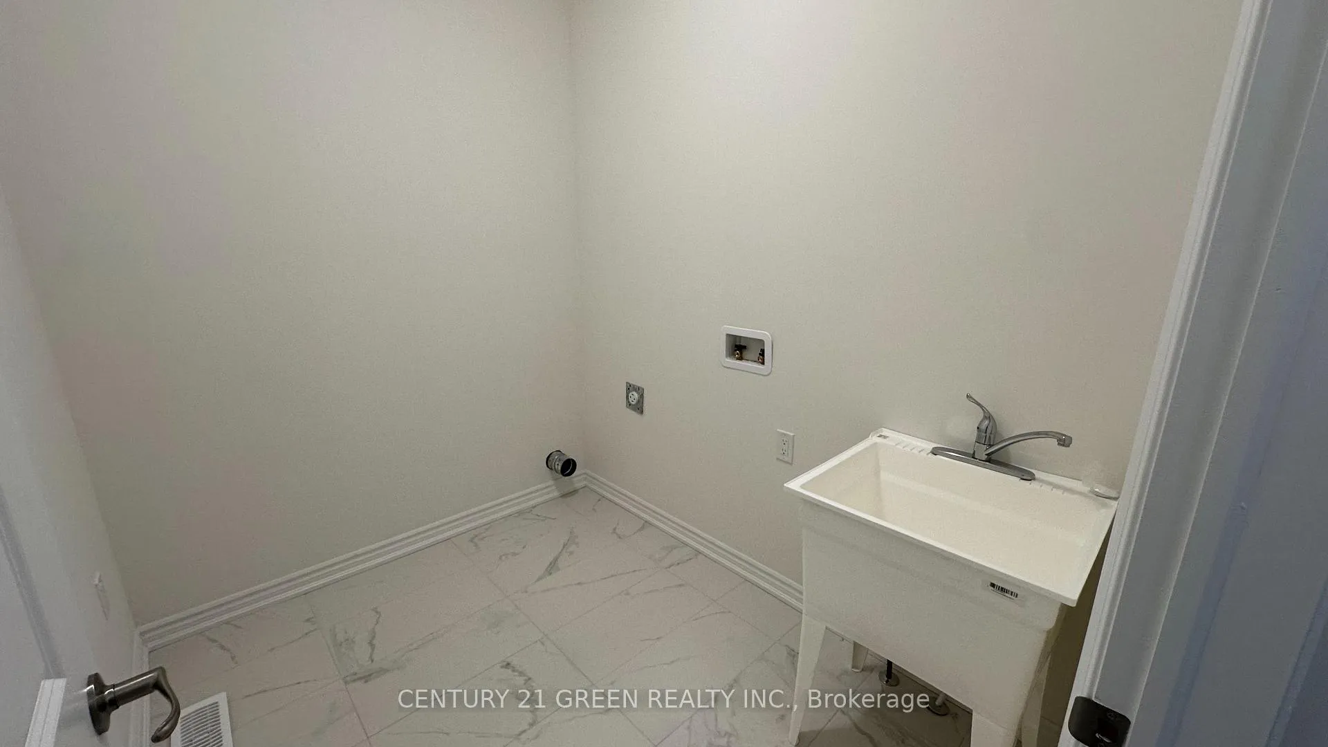 Photo 7 of 270 Pottruff Road, Brant, Paris — HOMEH