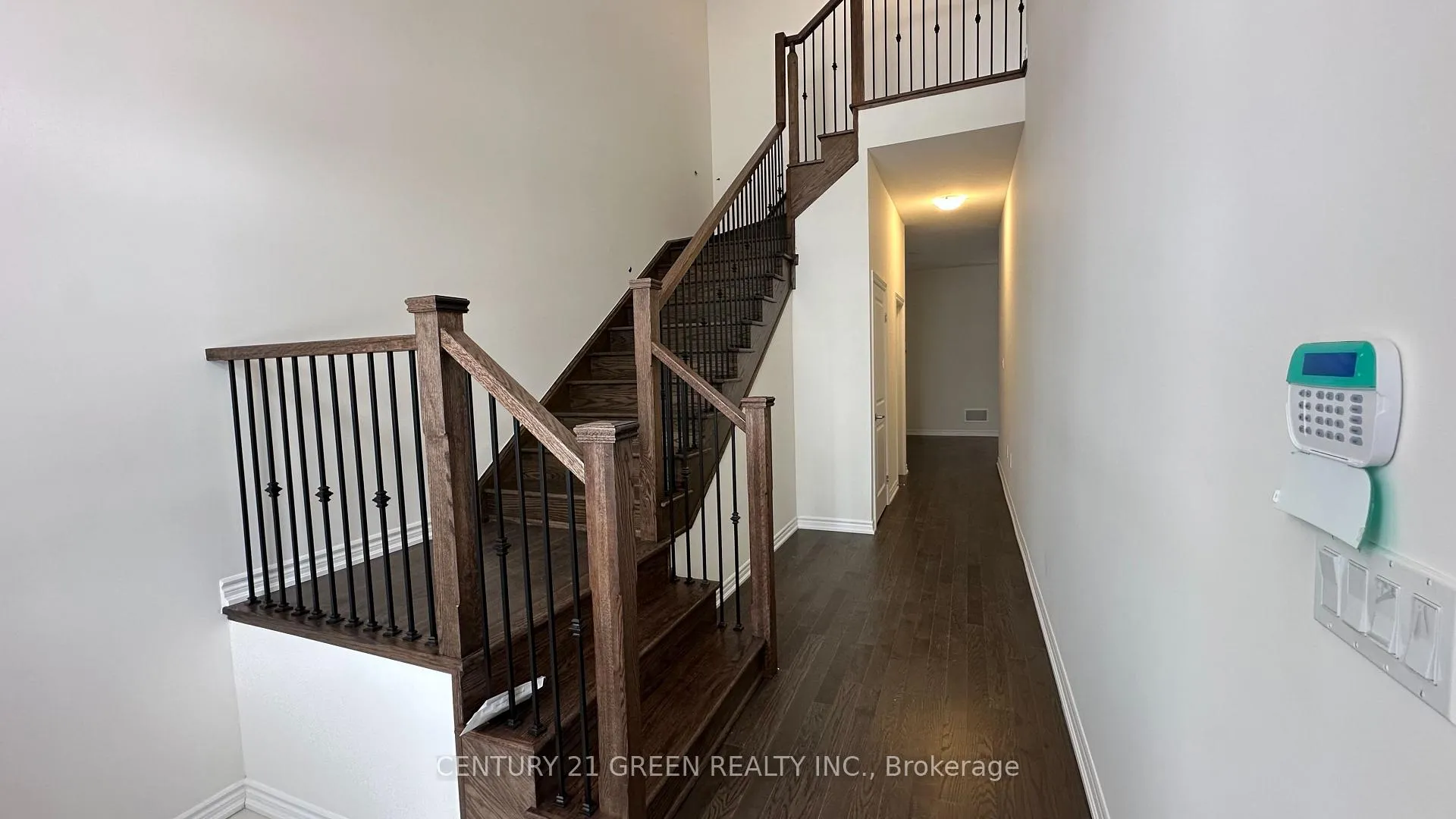 Photo 9 of 270 Pottruff Road, Brant, Paris — HOMEH