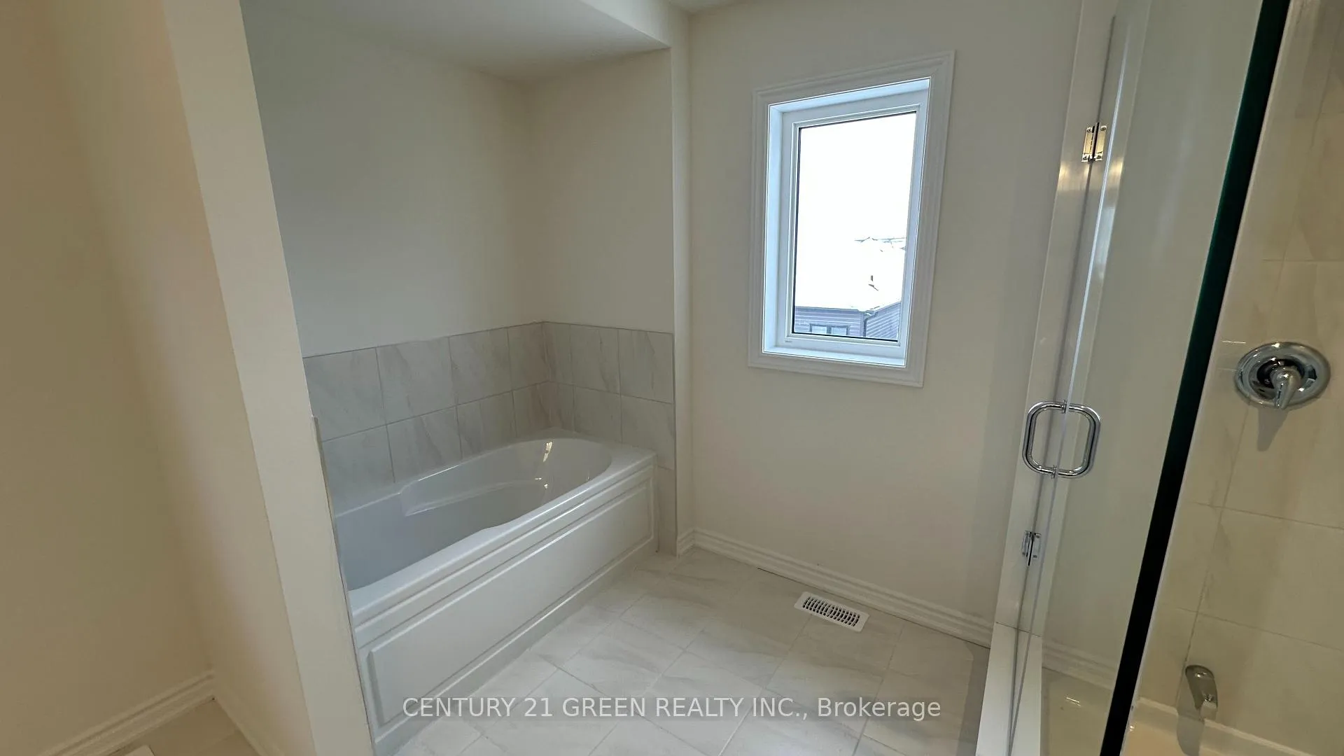 Photo 23 of 270 Pottruff Road, Brant, Paris — HOMEH