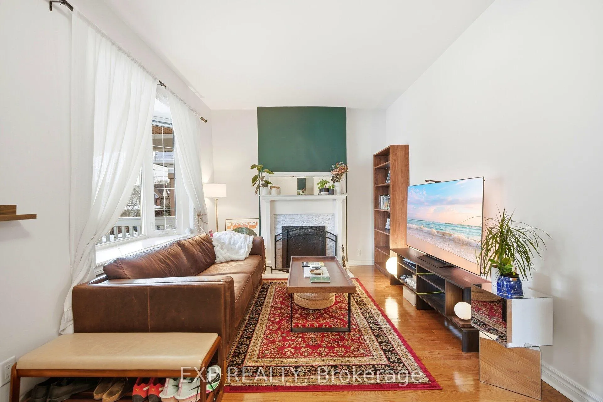 Photo 4 of Unit A, 402 Woodfield Road, Toronto, Greenwood-Coxwell — HOMEH